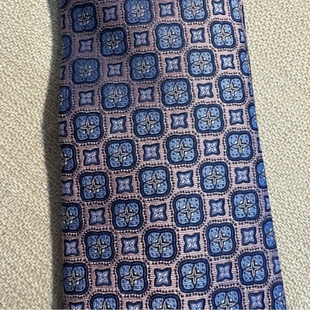 CM Gold Series 100%‎ Silk Tie – Destination  X-Long